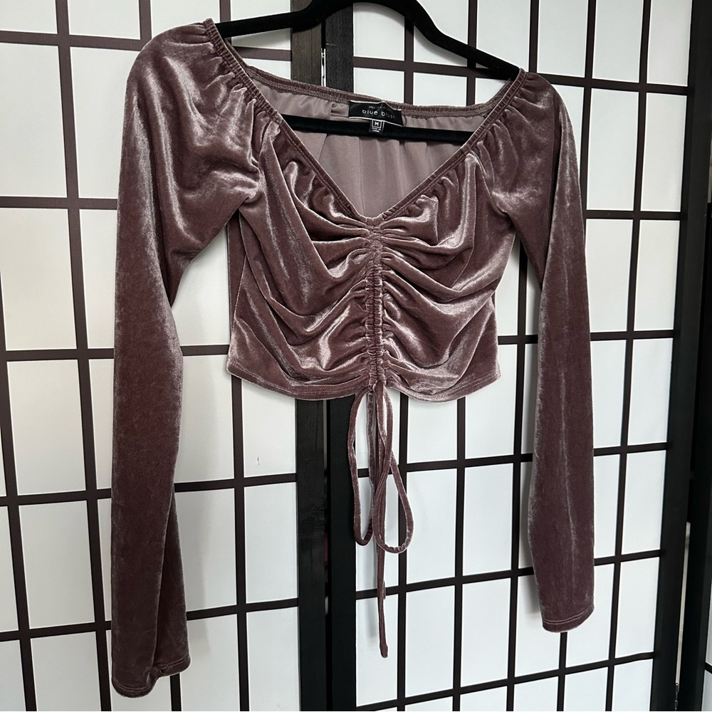 Beautiful velvety crop top with front tie